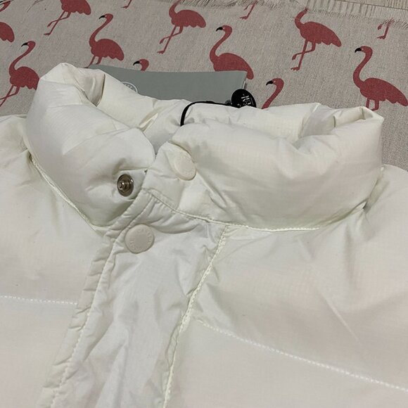 Unisex White Sleeveless Canada Goose Down Vest - Picture 7 of 13